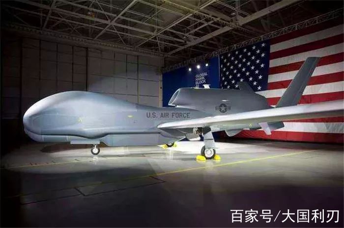 首次使用全球鷹無(wú)人機(jī)的歷史與影響，全球鷹無(wú)人機(jī)的首飛歷史及其深遠(yuǎn)影響