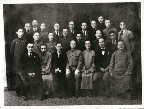 探索中國(guó)海軍力量的壯麗篇章，昆明艦圖片紀(jì)實(shí)，中國(guó)海軍力量探索之旅，昆明艦壯麗紀(jì)實(shí)圖片
