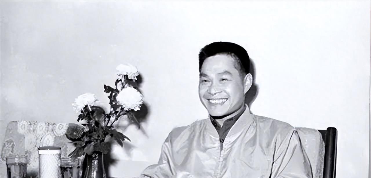 贊美中國海軍，強大的海上力量，展現大國風采，中國海軍，強大的海上力量，展現大國風采與榮耀