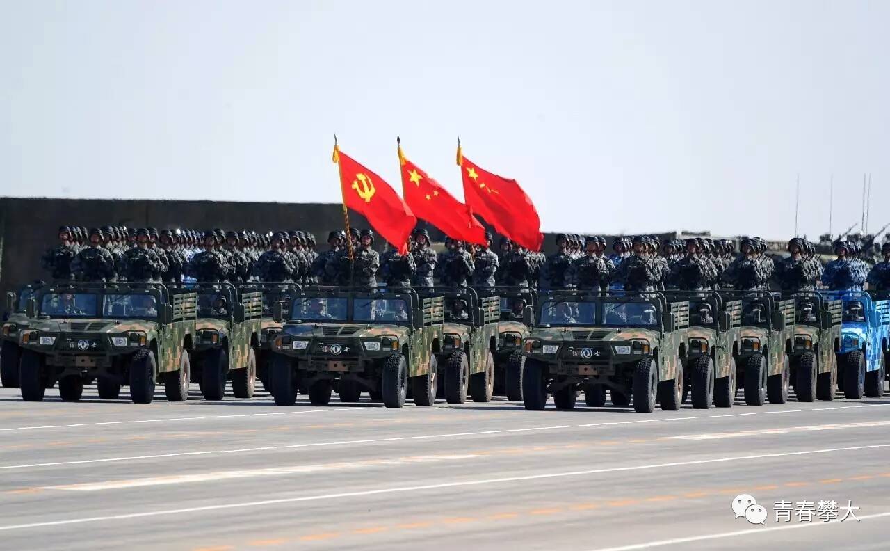 臺媒看大陸閱兵視頻，展現(xiàn)國家力量與民族精神，臺媒觀察，大陸閱兵展現(xiàn)國家力量與民族精神的壯麗畫卷