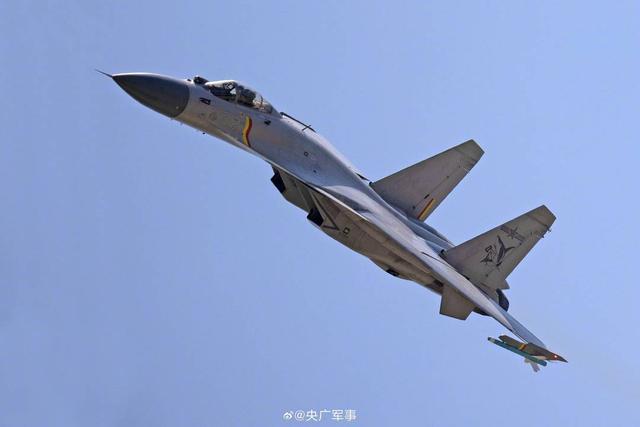 揭秘殲-15戰(zhàn)斗機(jī)重量之謎，航空巨匠的杰作，揭秘殲-15戰(zhàn)斗機(jī)重量之謎，航空巨匠的輝煌杰作