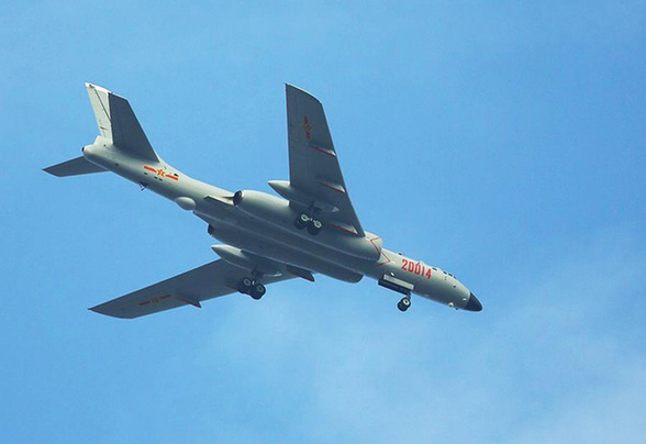 中國空軍航空大學(xué)與二航的關(guān)系解析，中國空軍航空大學(xué)與二航關(guān)系深度解析