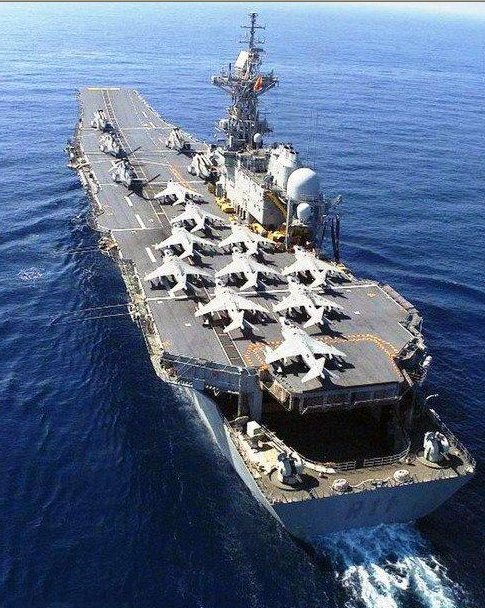 航空母艦圖案，探索其歷史、設(shè)計(jì)與象征意義，航空母艦圖案，歷史、設(shè)計(jì)與象征意義的深度探索