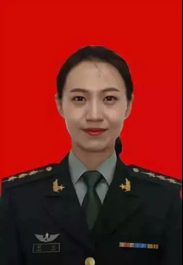 三軍儀仗隊中的璀璨明星——程誠少校，三軍儀仗隊中的耀眼之星，程誠少校風(fēng)采展露