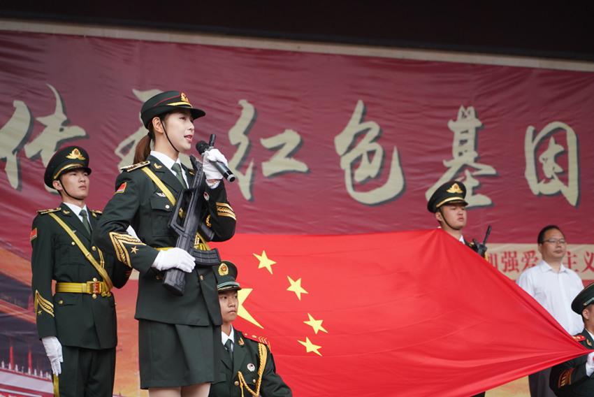 三軍女儀仗隊圖片，展現(xiàn)女性力量與榮耀的壯麗畫卷，三軍女儀仗隊壯麗圖片展示，女性力量與榮耀的輝煌瞬間