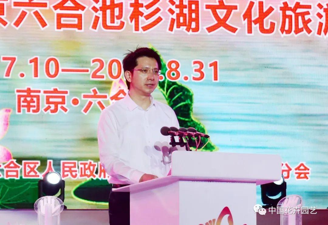 澳門六和彩的開(kāi)獎(jiǎng)結(jié)果及其影響，澳門六和彩開(kāi)獎(jiǎng)結(jié)果及其社會(huì)影響分析