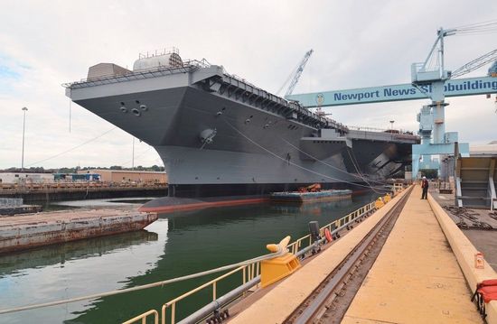 福特號(hào)航空母艦傳奇小說(shuō)，福特號(hào)航空母艦傳奇之旅