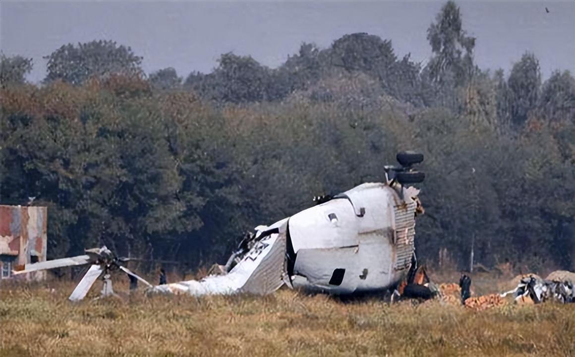 空軍一號飛機墜毀事件深度解析，空軍一號墜機事件深度剖析