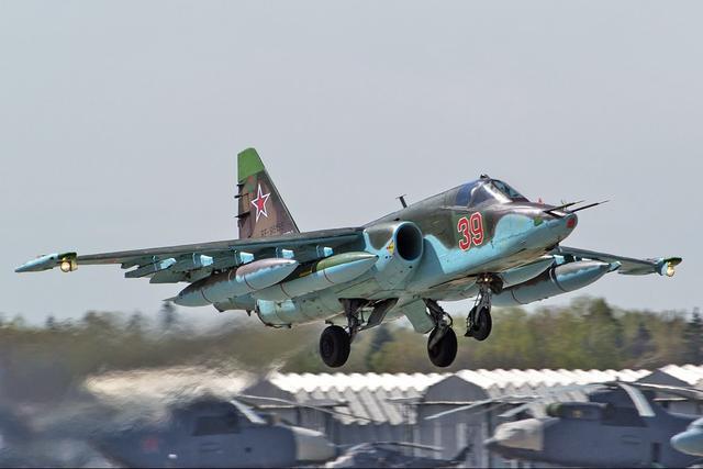 A-10攻擊機(jī)火力表現(xiàn)，空中力量的銳利之劍，A-10攻擊機(jī)，空中力量的銳利之劍之火力展示