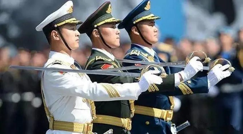 三軍儀仗隊(duì)指揮刀介紹，三軍儀仗隊(duì)指揮刀詳解