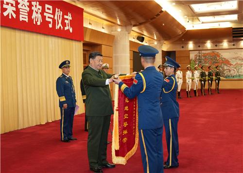 八一勛章獲得者，榮耀背后的故事與啟示，八一勛章獲得者背后的榮耀與啟示