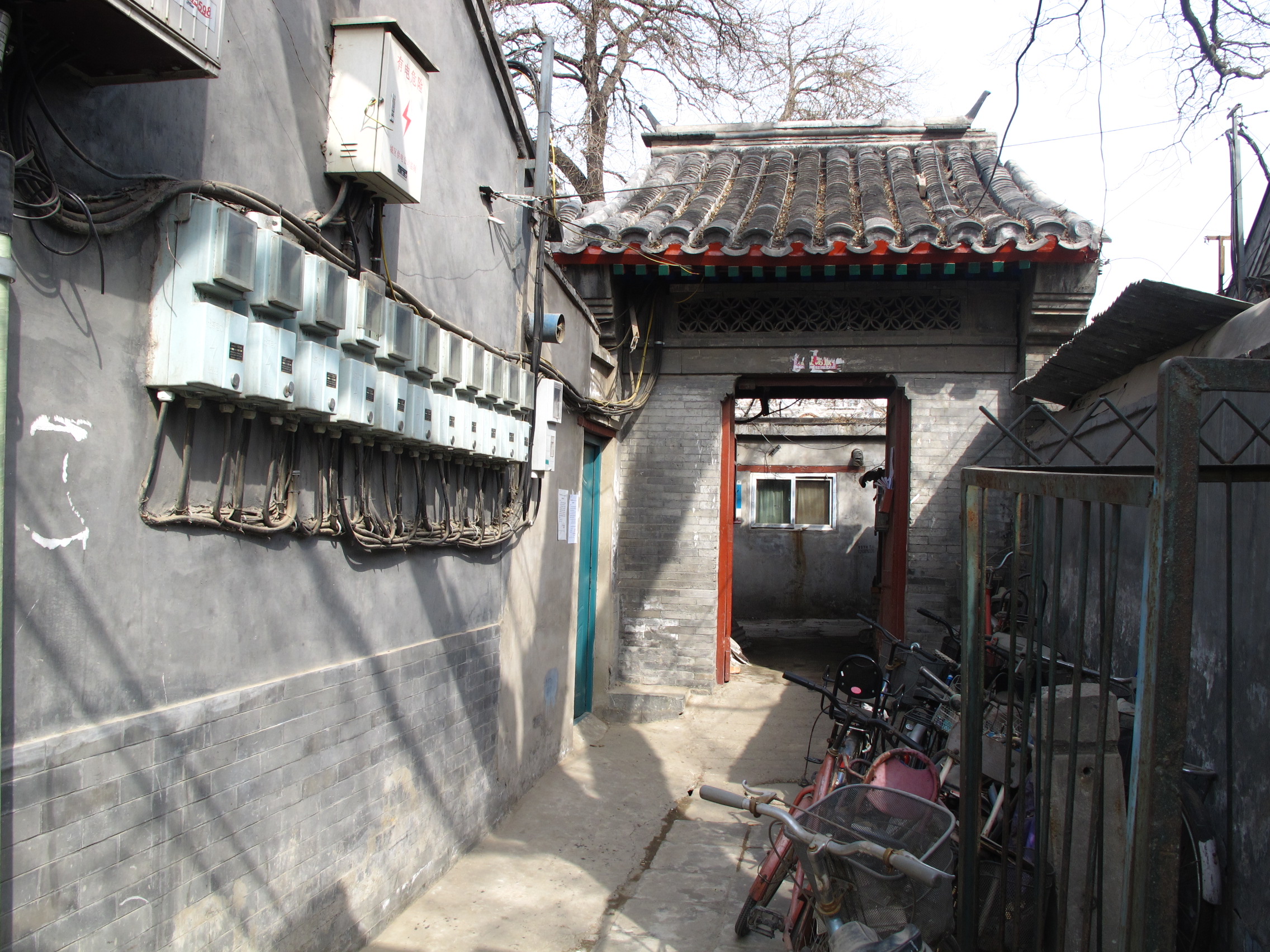 退役軍官與西祠胡同，歷史、文化與現(xiàn)代生活的交融，退役軍官與西祠胡同，歷史、文化與現(xiàn)代生活的交匯點