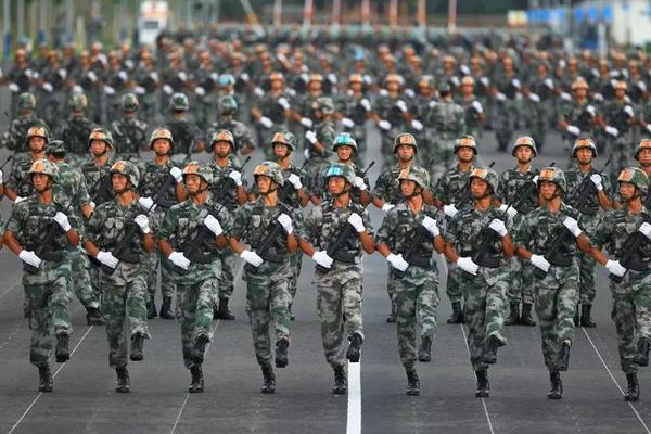 2013年中國大閱兵高清完整版回顧，2013年中國大閱兵高清完整版回顧，震撼瞬間一覽