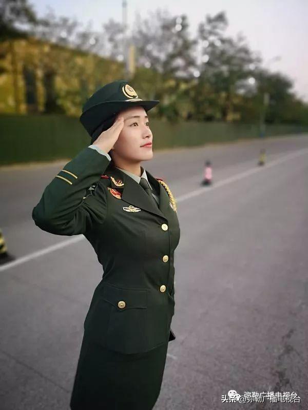 閱兵儀式的方陣，榮耀與力量的展現(xiàn)，閱兵儀式方陣，榮耀與力量的璀璨展現(xiàn)