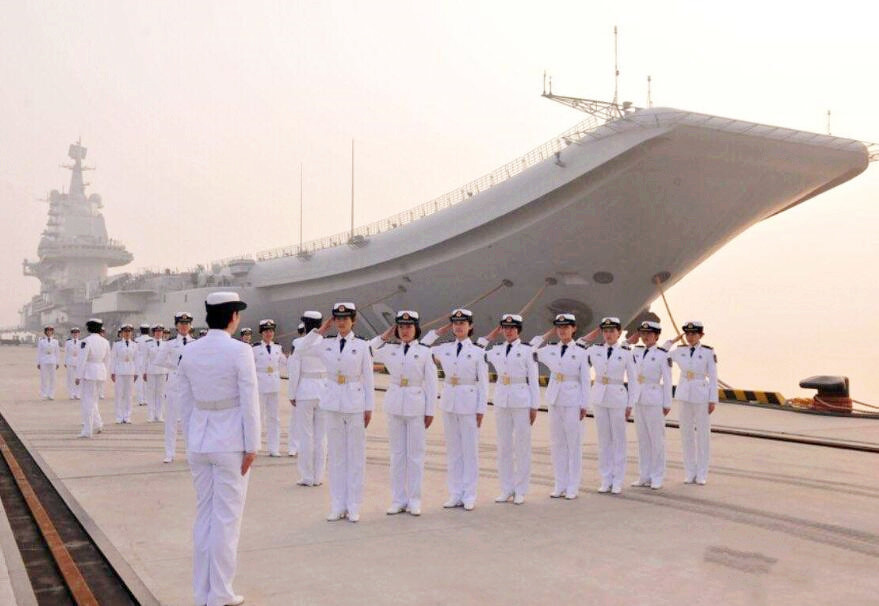 中國航母遼寧艦艦長，英勇領航，鑄就海上強國之夢，中國航母遼寧艦艦長英勇領航，實現(xiàn)海上強國夢想