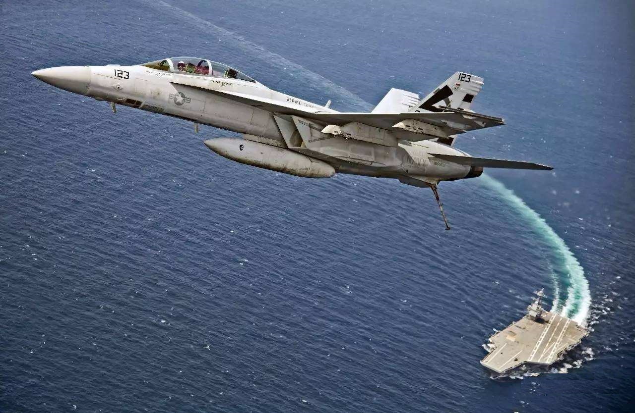 美國海軍航母艦載機(jī)概覽，美國海軍航母艦載機(jī)全景概覽