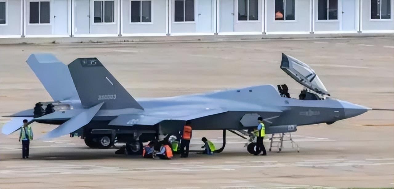 殲35與福建艦，中國海軍航空力量的嶄新篇章，殲35與福建艦，中國海軍航空力量的崛起新篇章