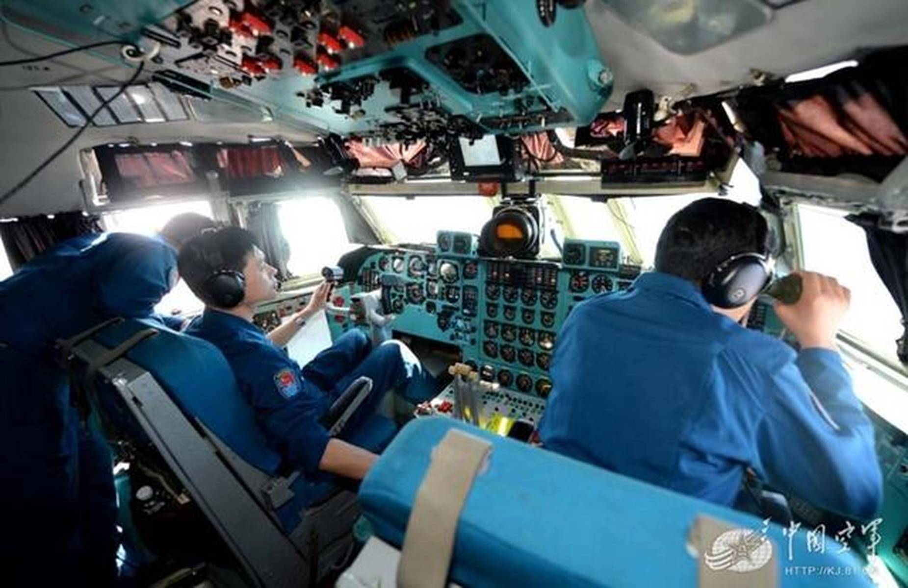 直-18運輸機艙，空中物流的新時代，直-18運輸機艙，空中物流新時代的領航者